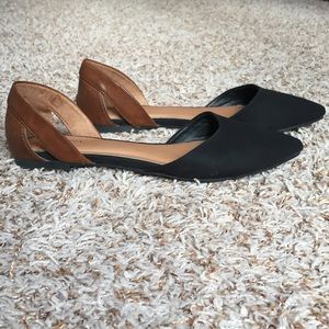 Pointed toe flats